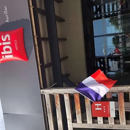 Ibis Hotel 3*